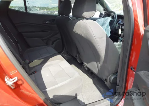 2024 Chevrolet Trax Fwd 1Rs from USA, damaged, VIN KL77LGE27RC108066